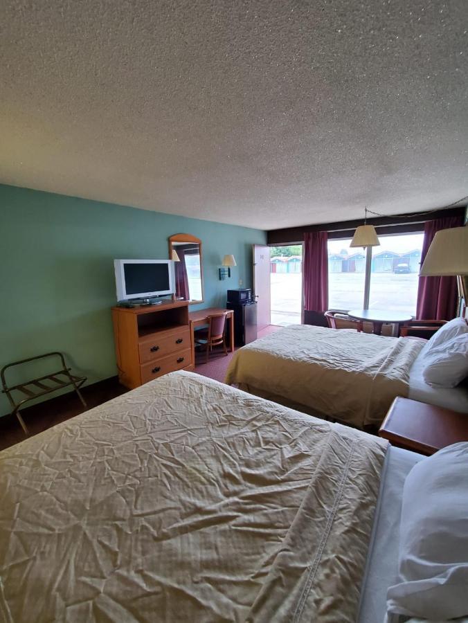 Gray Plaza Motel West Frankfort Экстерьер фото