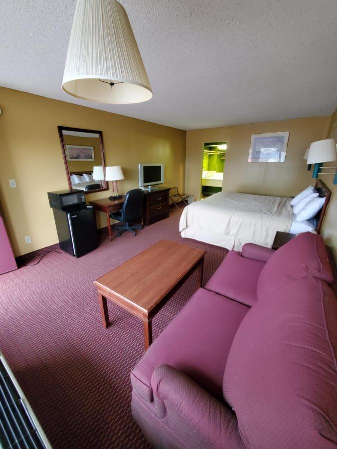 Gray Plaza Motel West Frankfort Экстерьер фото